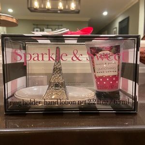 Ring holder/hand lotion gift set